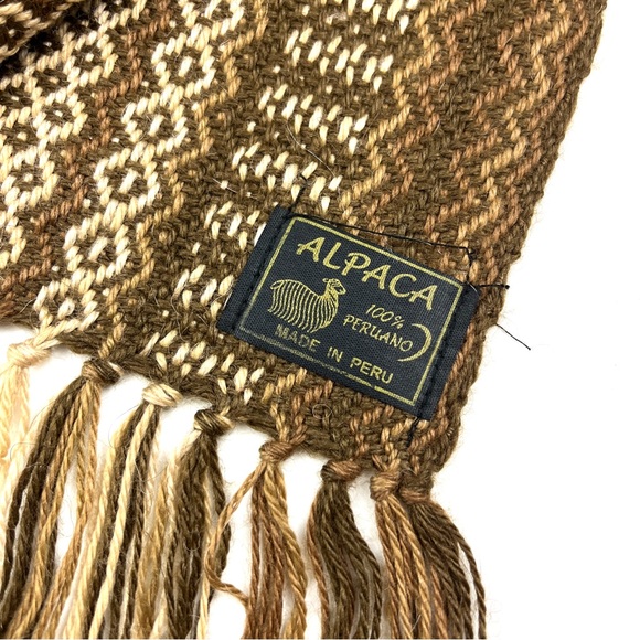 Made in Peru Alpaca Fringed Knit Scarf 8”x58” Brown - Picture 2 of 2